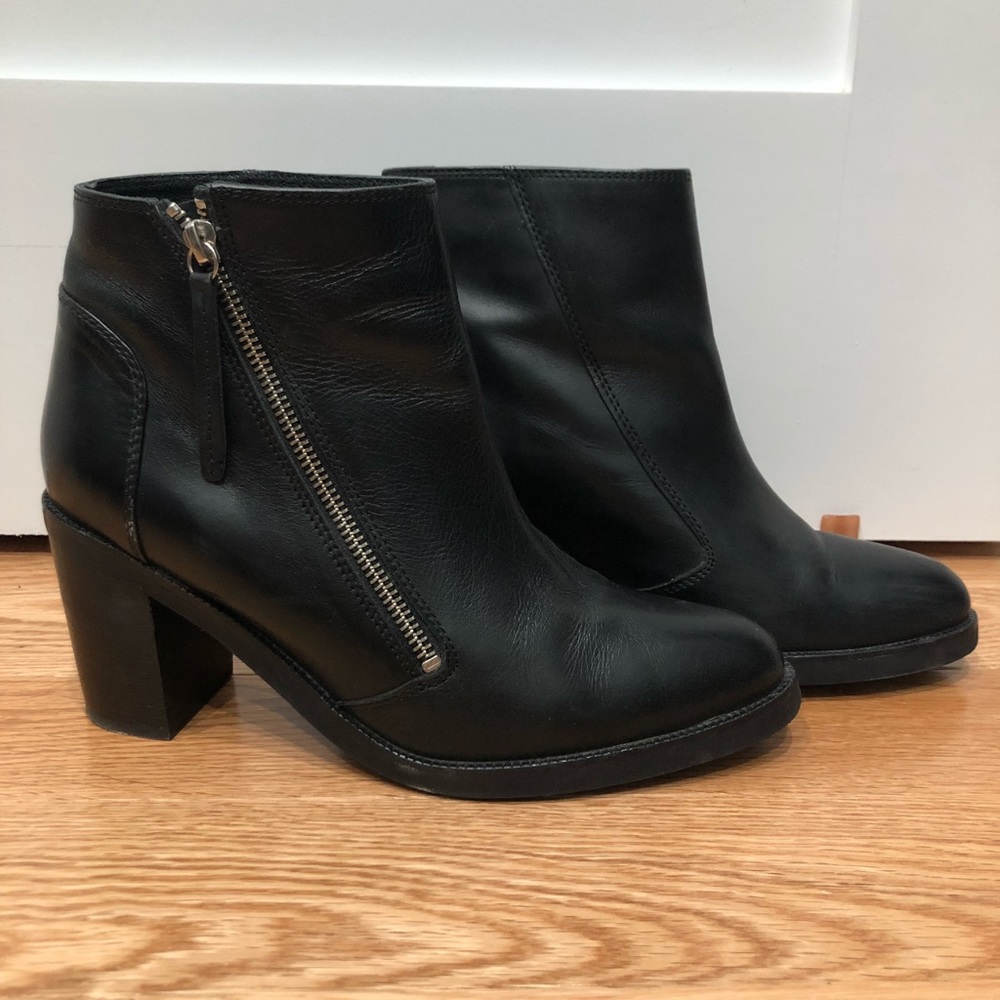 Kurt Geiger Side Zip Leather Ankle Boots